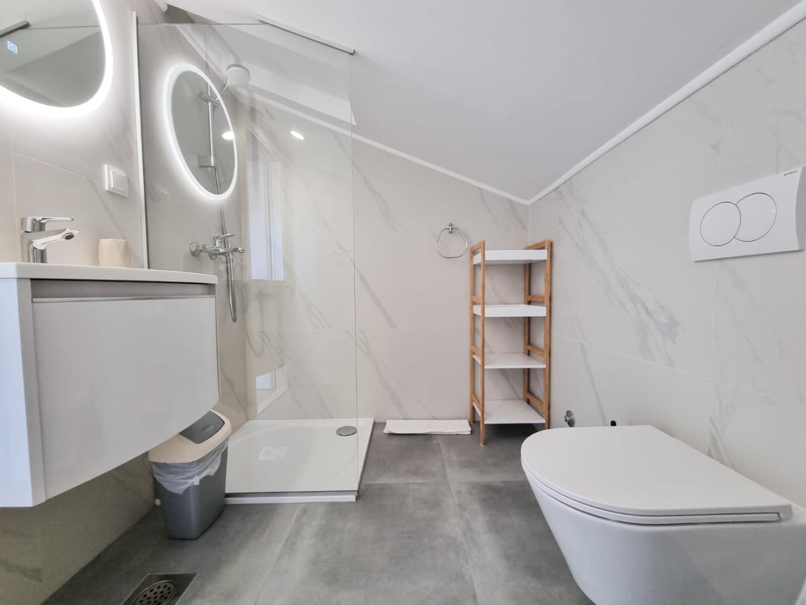 Apartments Miovic Молунат Экстерьер фото